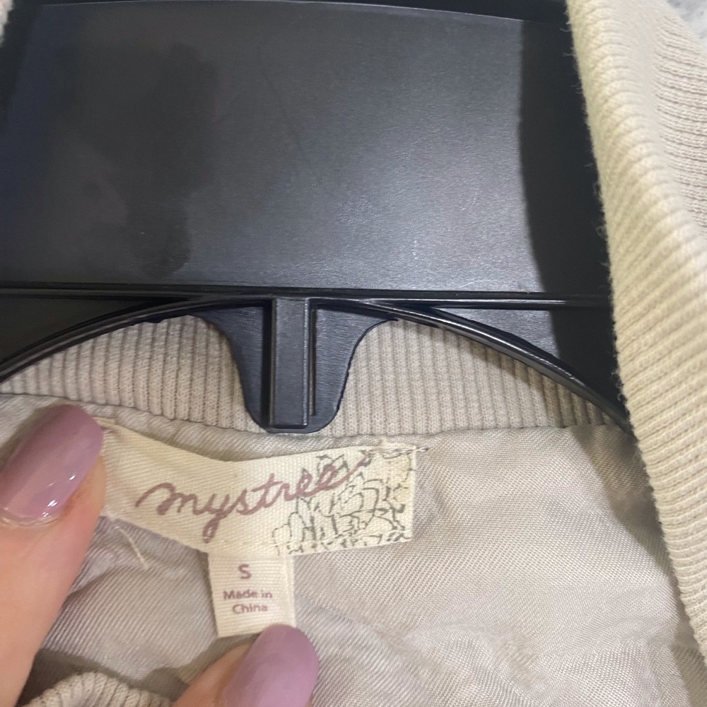 Jacket - Picture 2 of 2